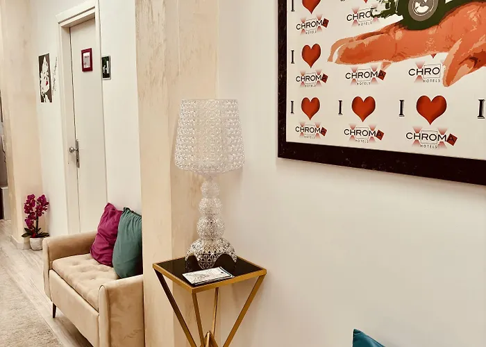 Chroma Italy - Chroma Tessera Oda ve Kahvaltı Roma
